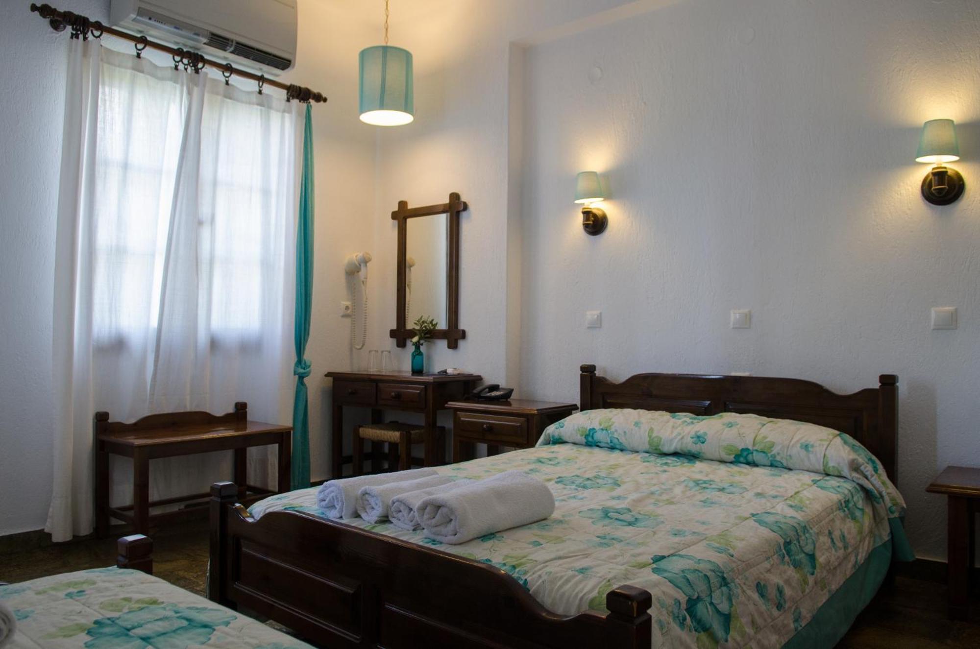 Elli Hotel Szkópelosz Kültér fotó